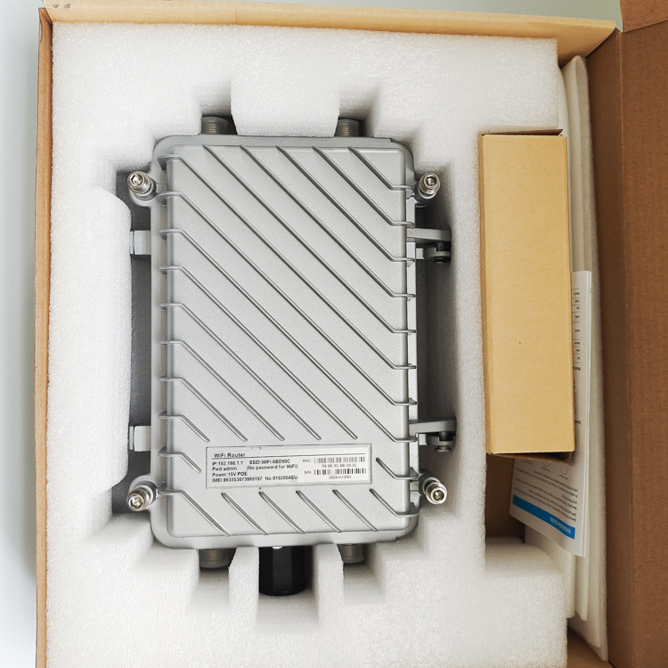 Outdoor IP66 Waterproof 300Mbp - 4G Router With Poe Wan 评论和价格